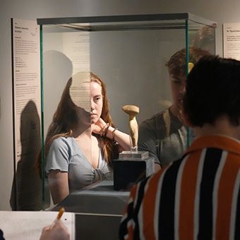 Art and Archaeology of Greece in 40 Objects Greece 40 Artifacts